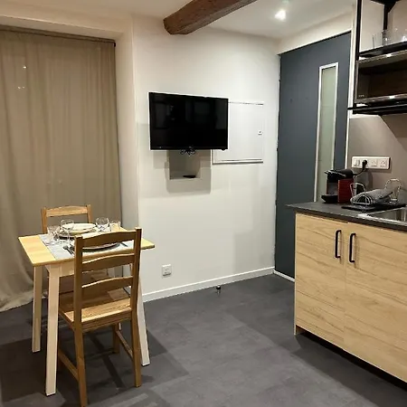 Apartment Rdc La Tour